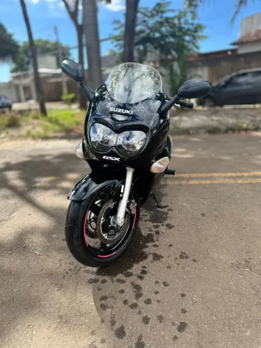 GSX 750f moto zera
