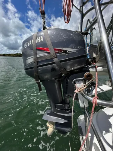 Motor Yamaha 15 HP (2013) - Seminovo