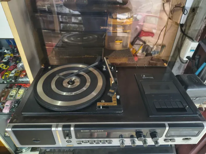 Som toca disco Sharp SG 175 completo 
