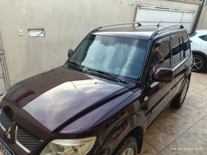 Mitsubishi Pajero TR4 2.0/ 2.0 Flex 16V 4X4 Aut. 2011