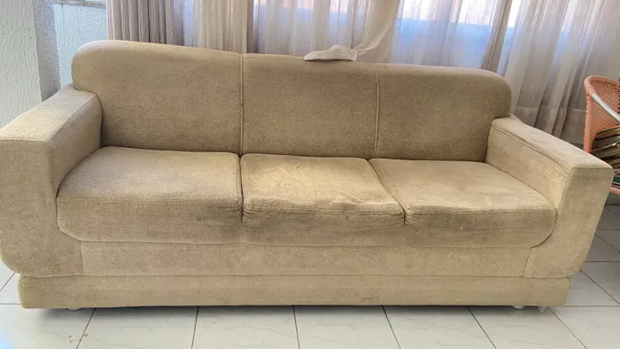 Sofá 3 lugares 350 reais