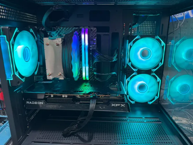 Cpu gamer Ryzen 5 5500 16gb ddr4 Rx 7600 nvme 500