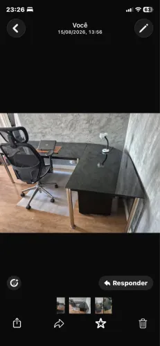 Vendo uma mesa dois gaveteiros e 1 cadeira p escritório tudo por 500 reais a vista