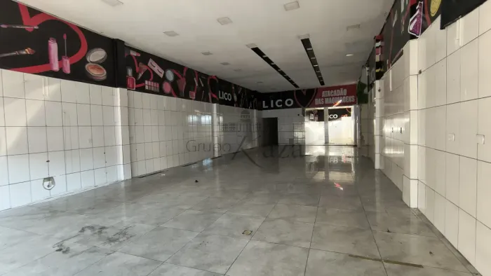 Ponto Comercial - Jardim Paraíba - Jacareí Centro - 600m².