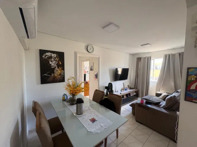 Apartamento climatizado no Cond. Jd. Das Vivendas