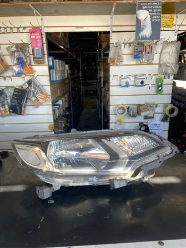 Farol Honda fit lado direito original 15/18