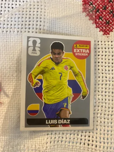 Figurinha Luís Suarez Legend Prata