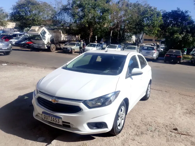 Chevrolet Onix Hatch LT 1.0 8V Flex Mec. 4P 2019