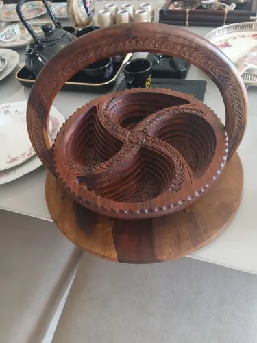 FRUTEIRA PETISQUEIRA RETRÁTIL DA ÍNDIA MADEIRA NOBRE SHEESHAN 30 CM