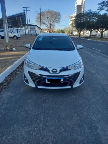 Toyota Yaris XS Connect Sedan 1.5 Flex 16V AUT 2022
