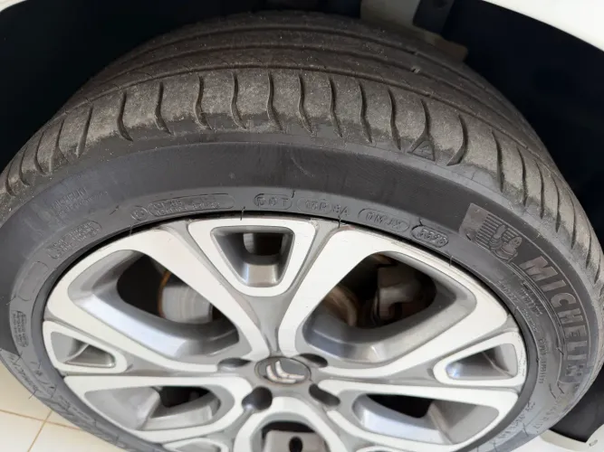 Citroen C4 Lounge Shine 1.6 Turbo Flex Aut. 2019