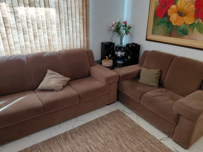 Vendo sofá de 2 e 3 lugares