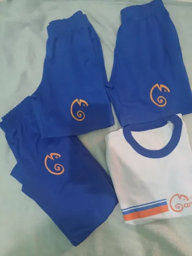Uniforme colégio camaleão 