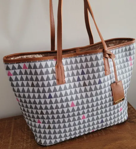 Bolsa triângulo grande branca