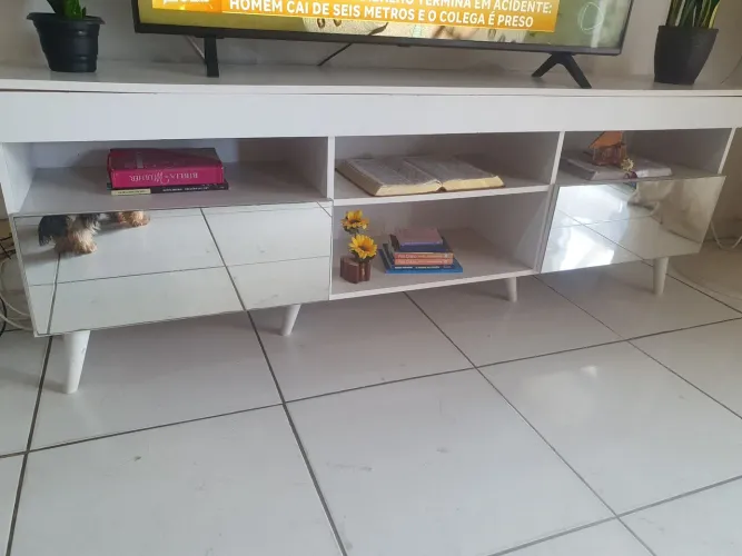 Rack branco retrô 2 portas com espelho