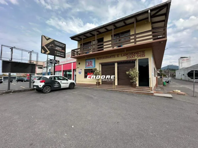 Prédio Comercial com Restaurante e Apartamento para Locação na Itoupava Central | Cadore I