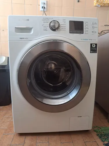 Maquina de lavar samsung digital inverte.