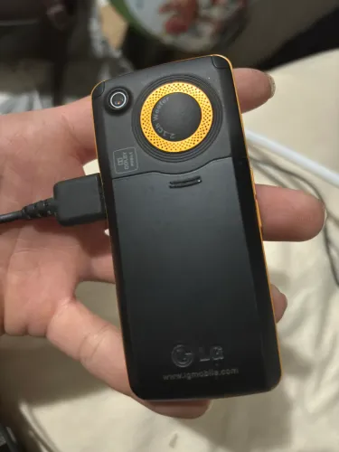 LG GM205 raro 