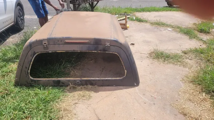 Capota l200