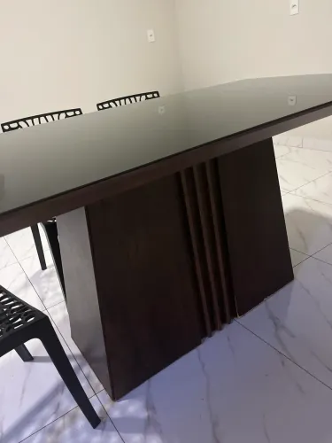 MESA DE JANTAR 6 LUGARES.