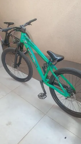 Vende se bicicleta Gios aro 26