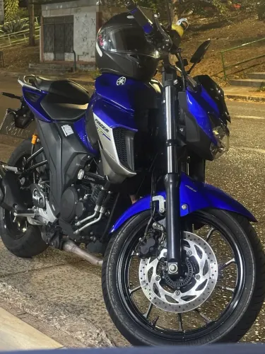 Fazer 250