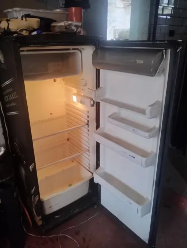 Geladeira envelopada