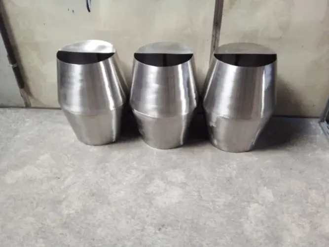 barril de inox tenho  6 pçs cada uma aproximadamente 60 litros