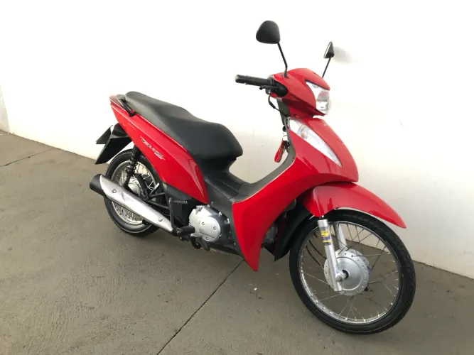 Vendo Honda Biz 125 Com Partida Moto muito top Extra
