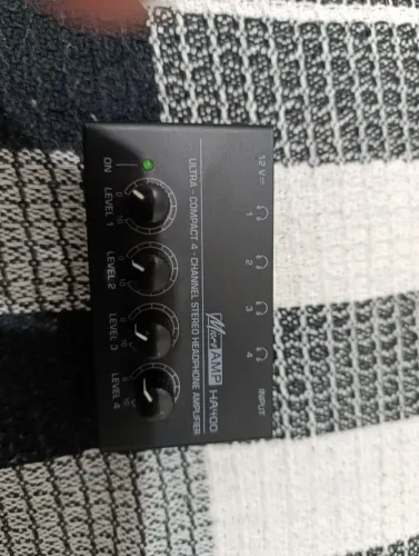 Amplificador de fone nunca usado