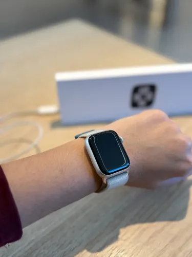 Apple Watch SE2 40MM Starlight - Seminovo