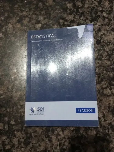 Livro universitário de jestão financeira estatística
