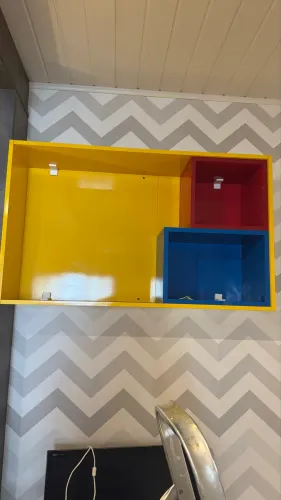 Prateleira MDF laqueada 