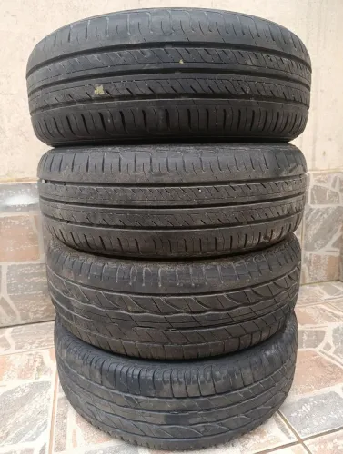 Jogo de pneus 185/60R15