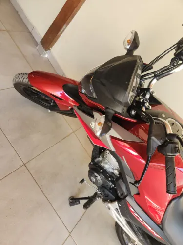 Moto Titan 160