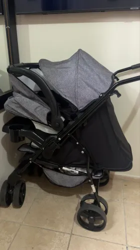 Carinho de bebê completo 