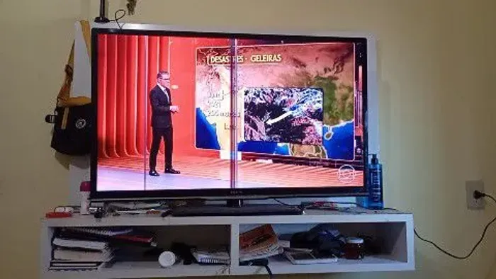 TV + PAINEL + $70 LEVA SOFÁ