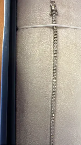 Vendo Riviera em Ouro Branco e Diamantes de 2 pts com 21 cm!!