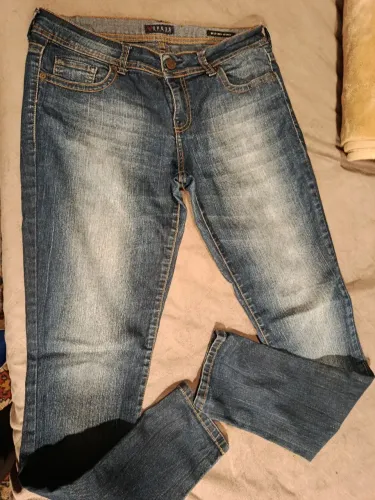 Calça jeans feminina Guess 40