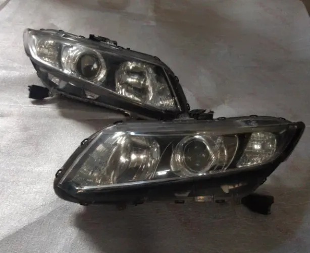 Farol lado esquerdo e direito Honda Civic 