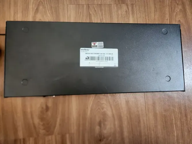 Switch 24 portas Intelbras