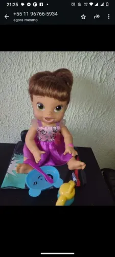Boneca Baby Alive Brincando de Comida