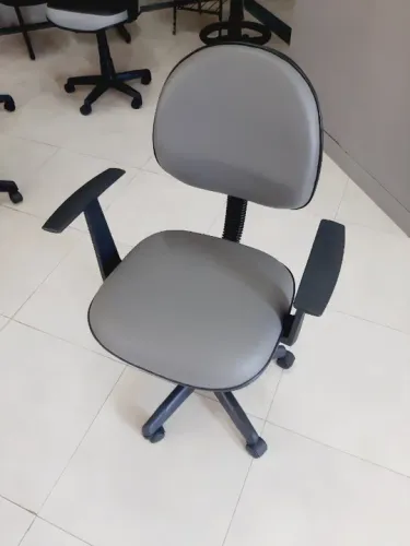Cadeira secretária