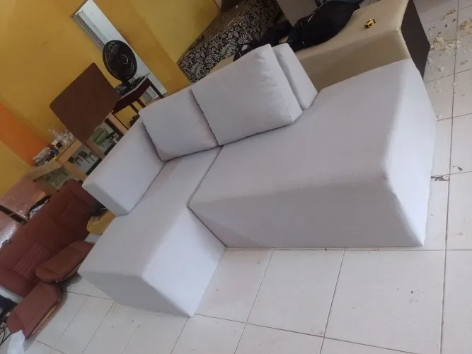 Sofá retrátil e reclinável 