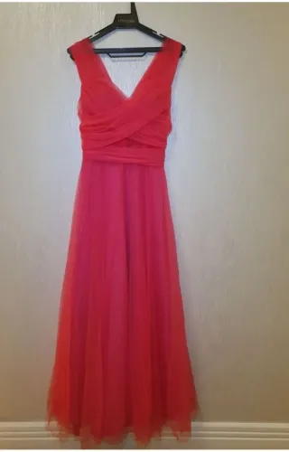 vestido pink neon -feito de tule - tamanho m.