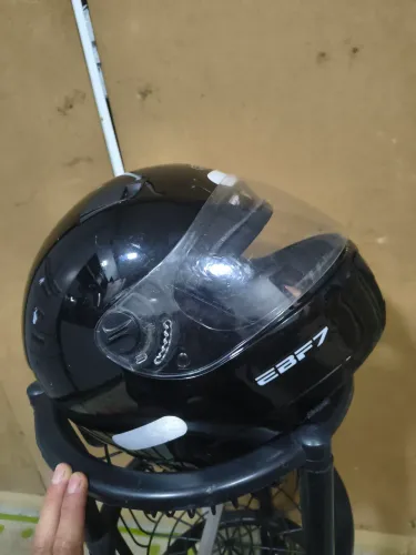 Capacete