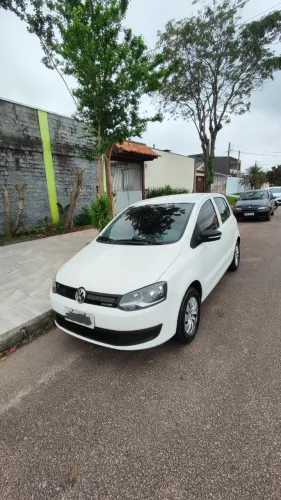 Volkswagen Fox Bluemotion 1.0 MI Total Flex 12V 5P 2014