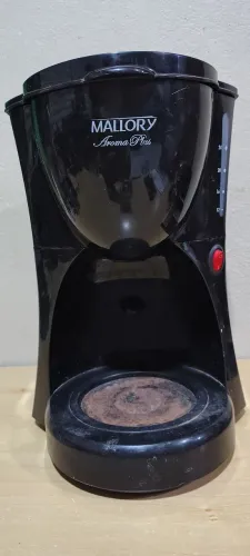Cafeteira Mallory Sem a Jarra-  Funcionando 