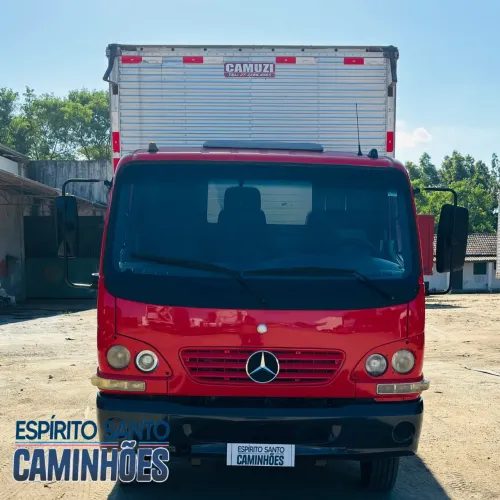 Troco por caminhonete MB 915 Accelo ano 2012 baú