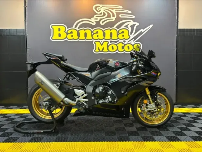 Honda CBR 1000RR-R Fireblade SP - 2024 1 Mil Km